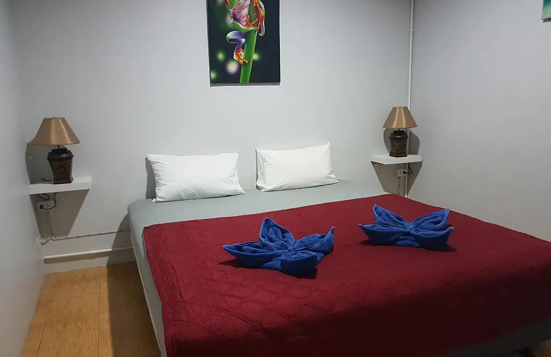 Sleep Easy Krabi Guest House-1