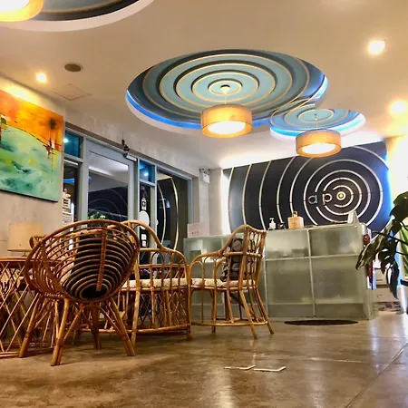 Apo Hotel-2
