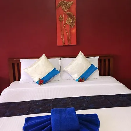 Green Leaf Guesthouse-3